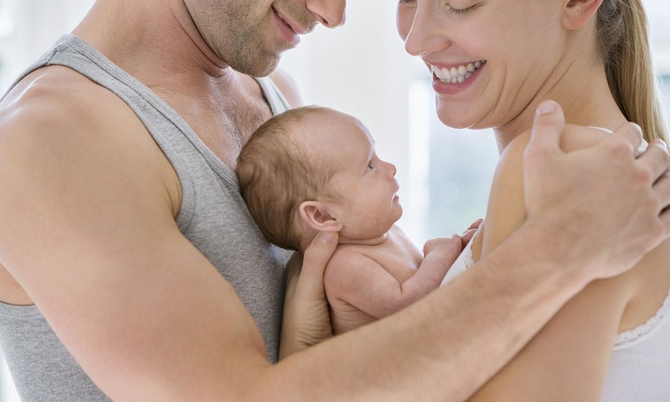 salute-del-padre-famiglia-neonati