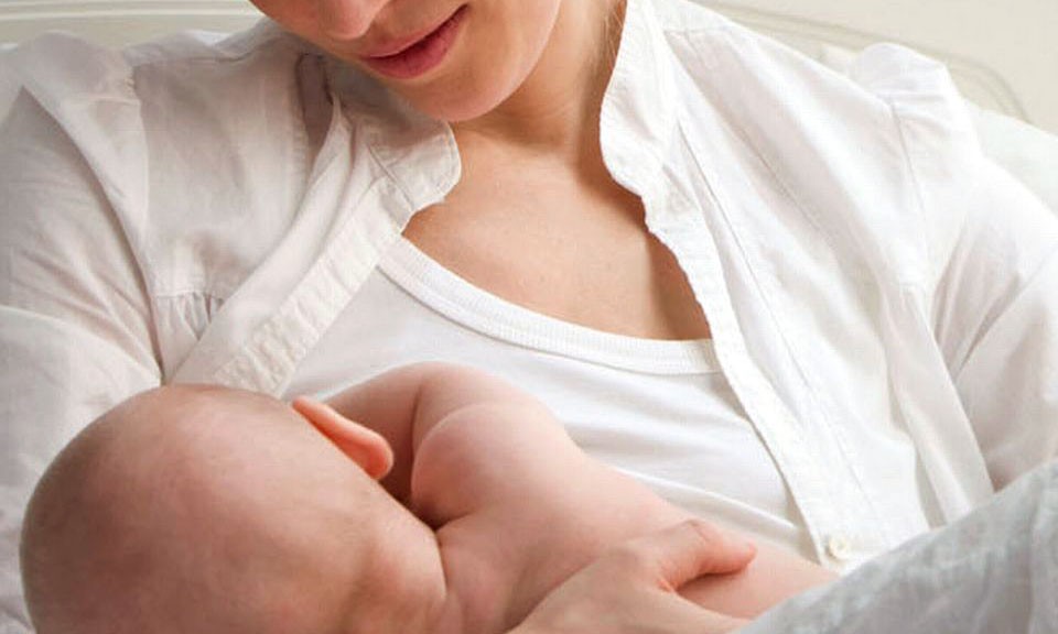 Disturbi dolori al seno durante l’allattamento